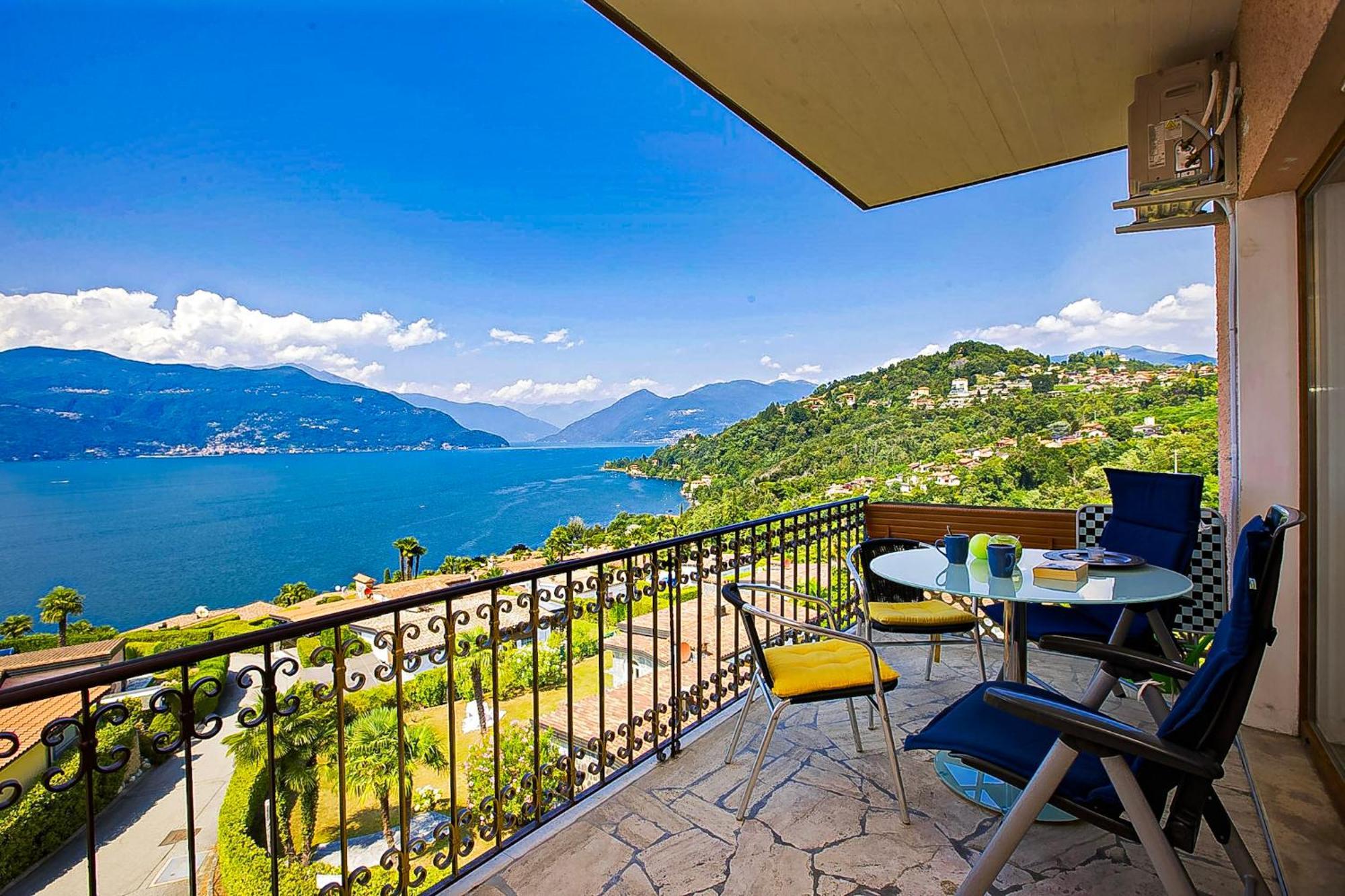 Ferienwohnung Parco Belmonte: Vista Fantastica Brezzo Exterior foto